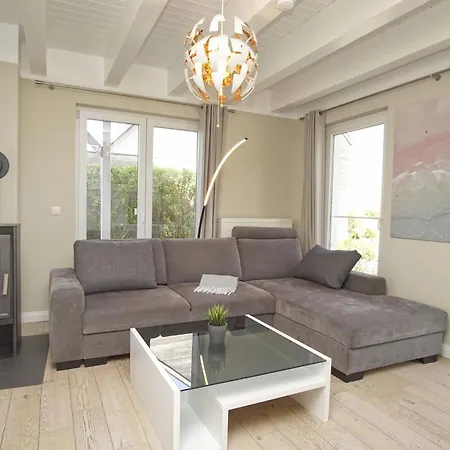 Holiday home Haus Butjebutje Haus - Terrasse, Sauna, Yachthafen