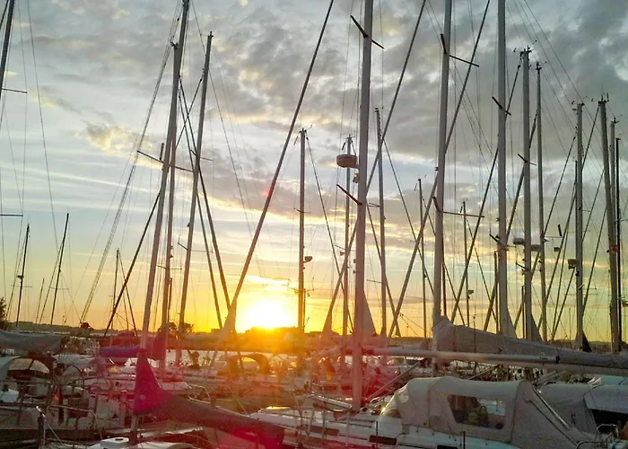 Butje Butje بيت للعطل